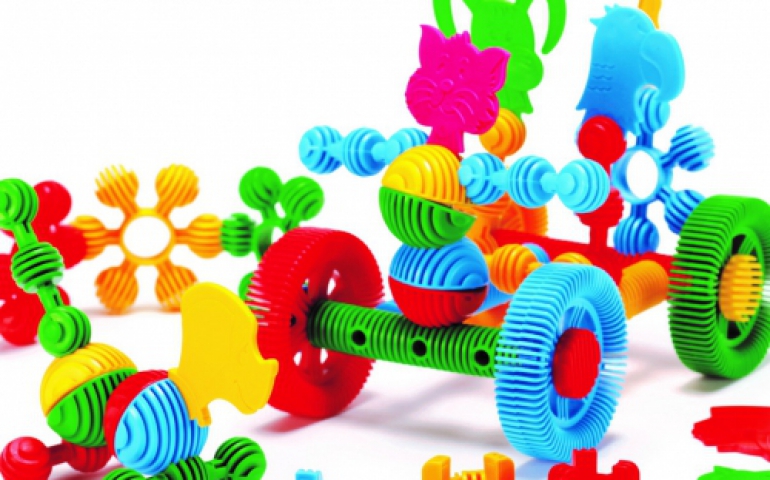 Dlaczego dzieci kochają klocki?